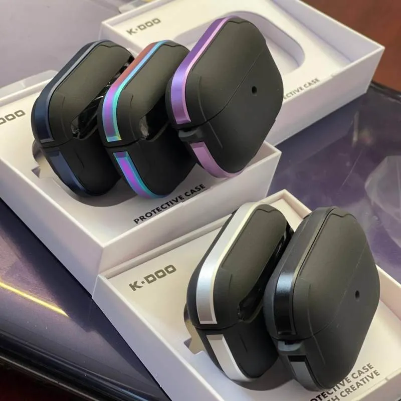 کاور ایرپادر پرو