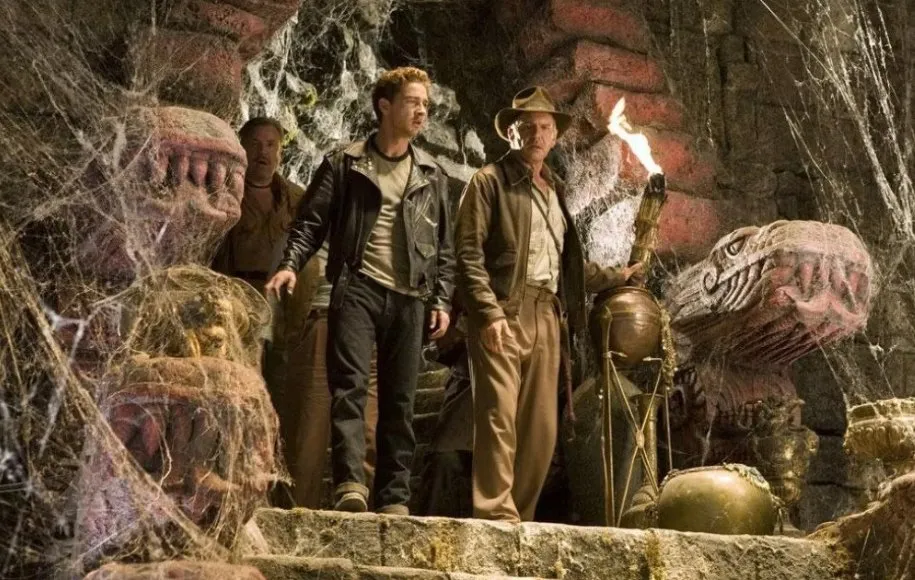 ایندیانا جونز و قلمروی جمجمهی بلورین