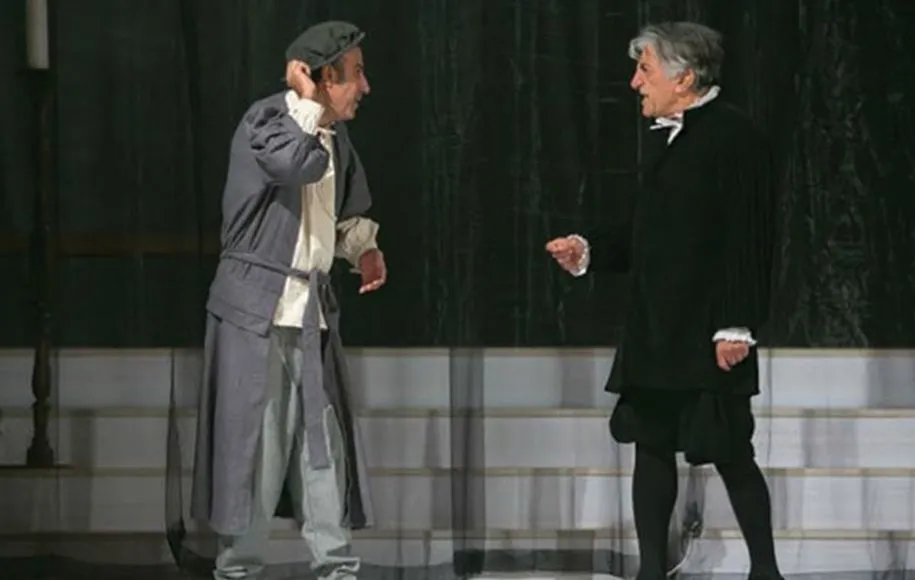 مردی برای تمام فصول