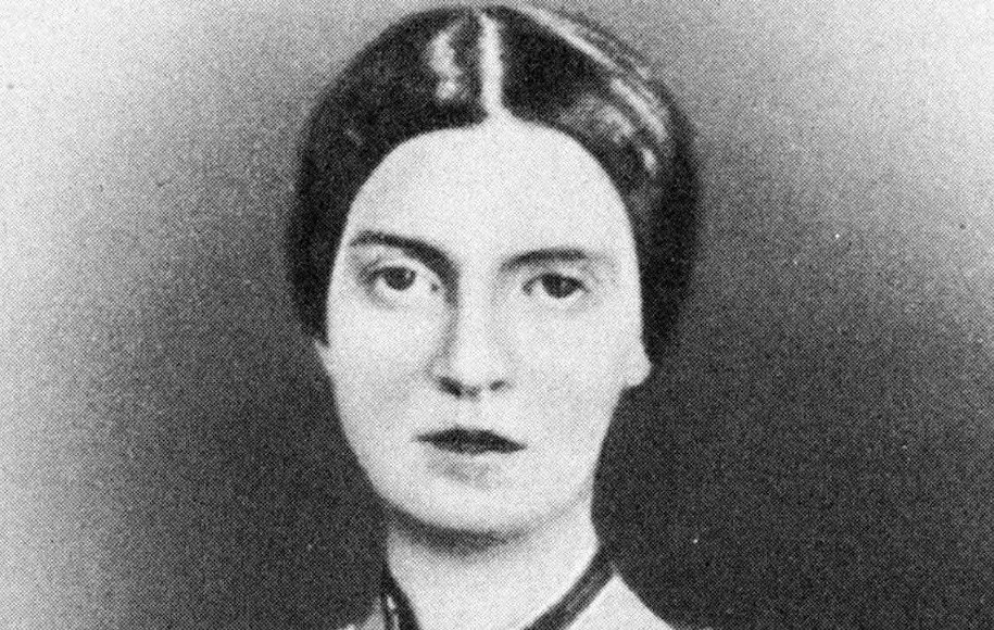 امیلی دیکنسون