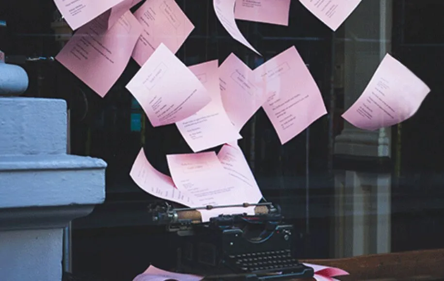 ۲۱ نویسنده پرکار تمام دوران