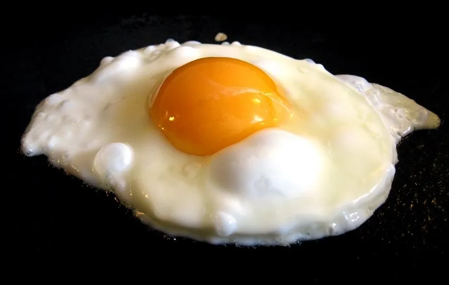 تخممرغ - ابرغذاهای بهاری