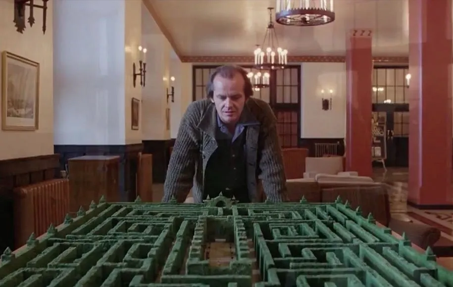 درخشش. خانهی تسخیرشده