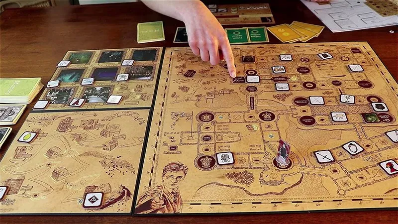 بردگیم Harry Potter A Year at Hogwarts