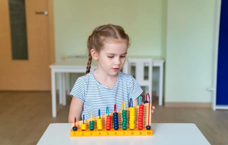 تشخیص اعداد قبل از شروع مدرسه