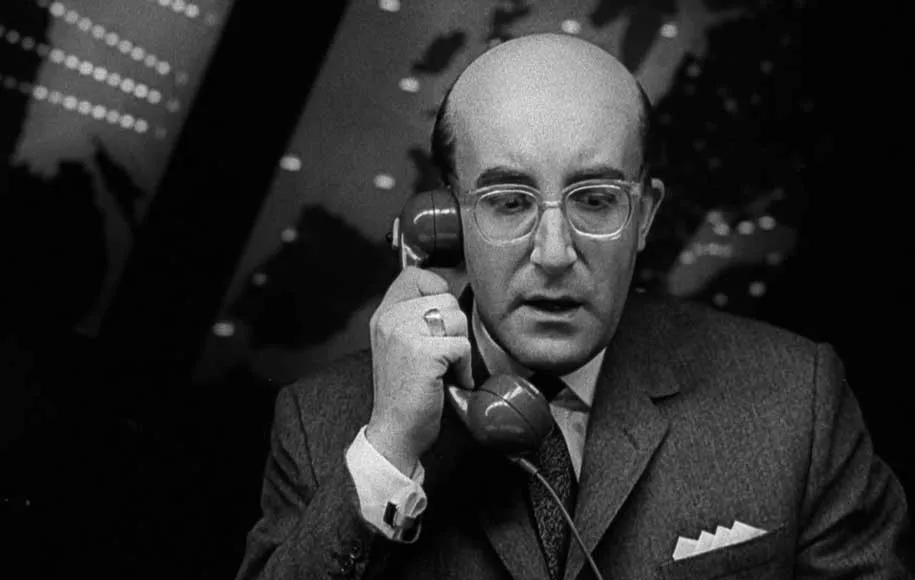 دکتر استرنج‌لاو