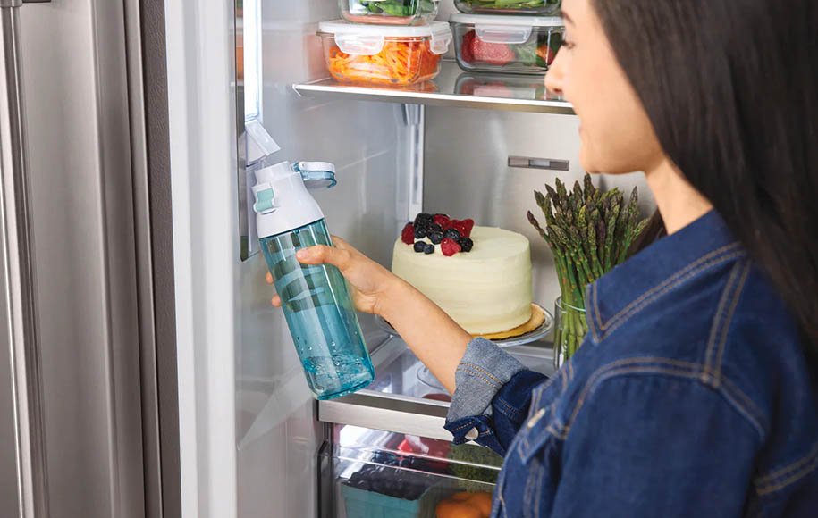 دلایل نگهداری مواد غذایی در یخچال