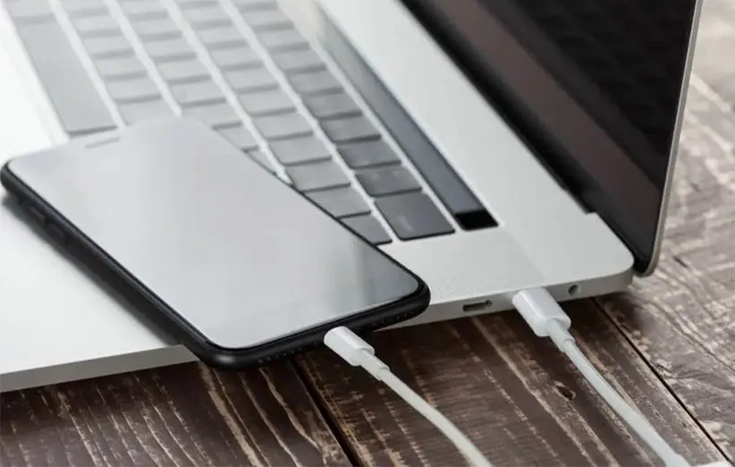 روشن نشدن گوشی آیفون