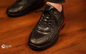 بررسی کفش پیاده‌روی مردانه مدل پیروز 2020