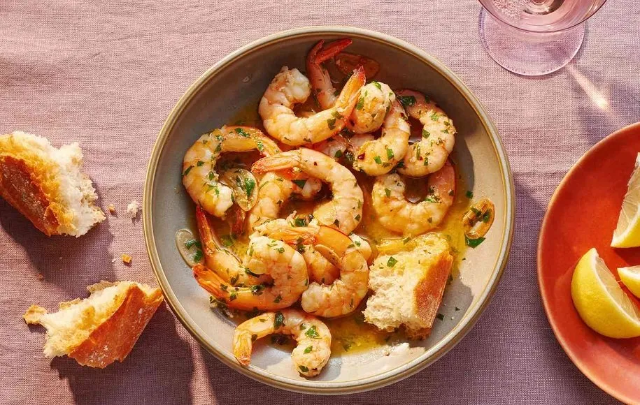 فواید میگو چیست و چرا باید آن را به برنامه‌ی غذایی خود اضافه کنید؟