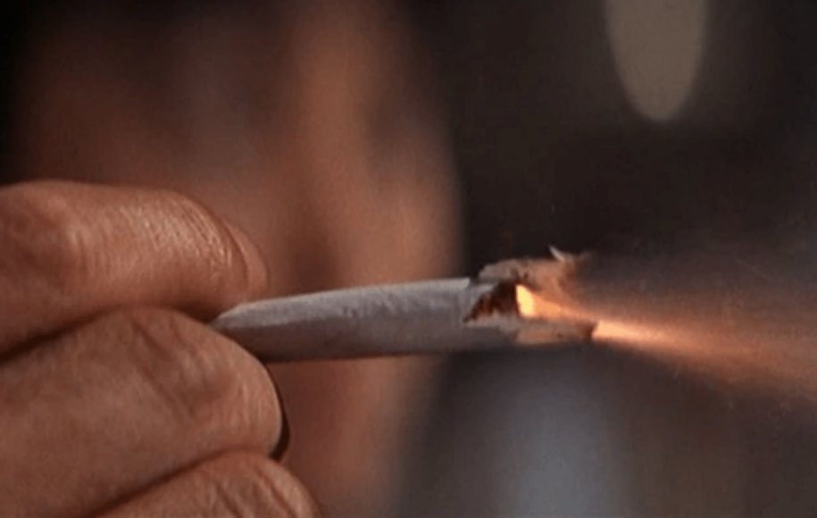 سیگار راکت انداز جیمز باند