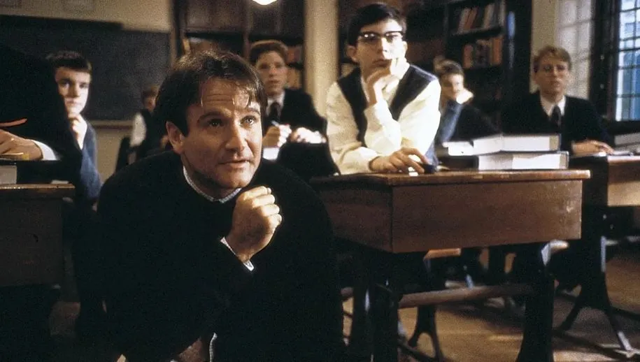 انجمن شاعران مرده