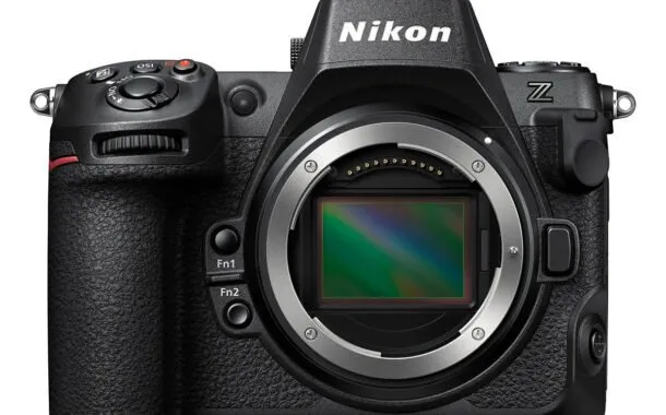 بدنه نیکون Z8