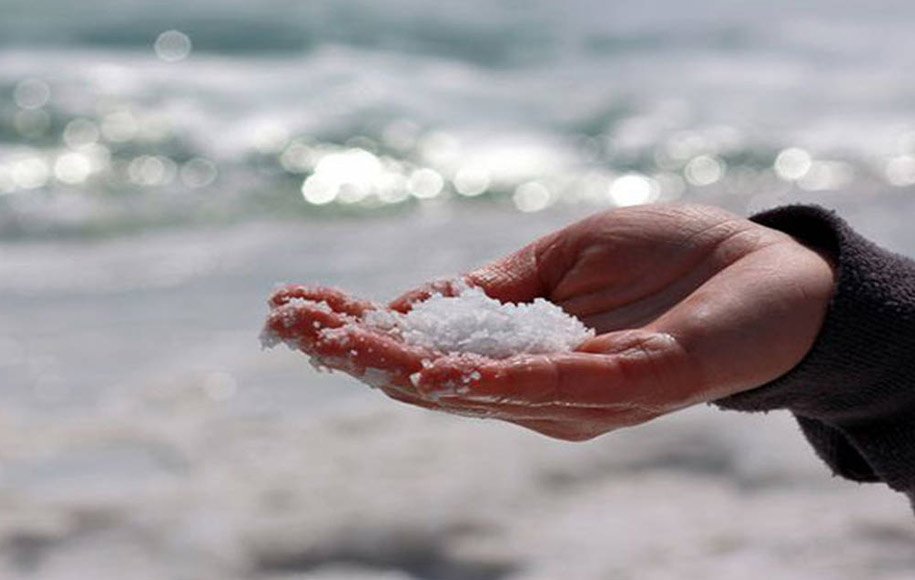 خواص نمک دریا برای پوست