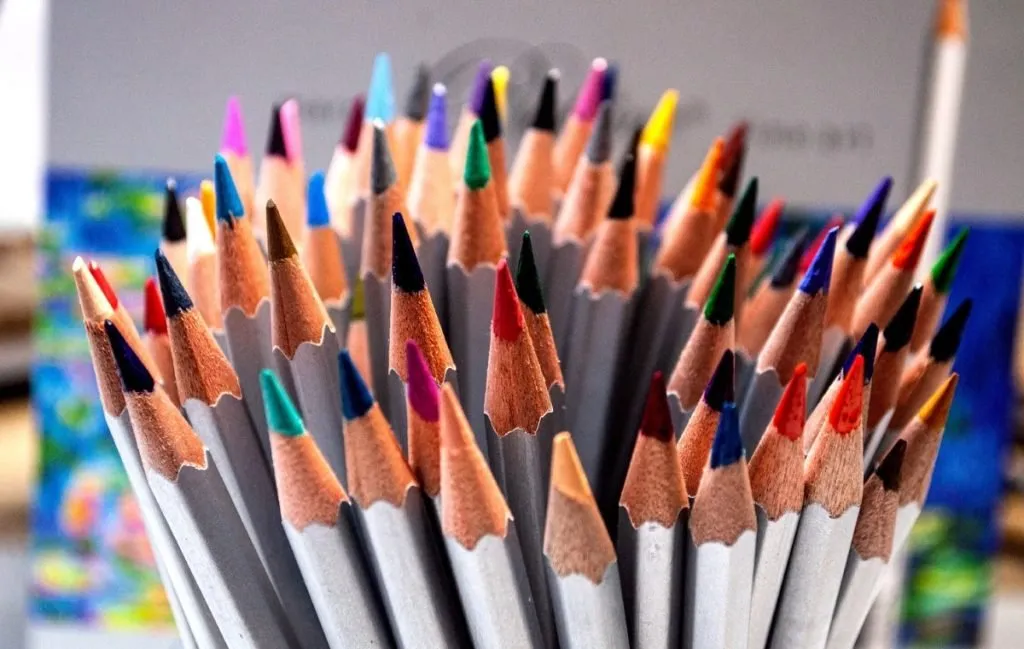 نکاتی که برای خرید مدادرنگی باید به آن‌ها دقت شود