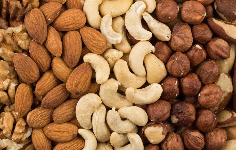 دانه‌های روغنی و آجیل