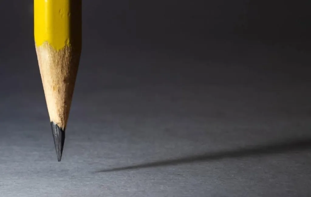 مداد گرافیت مونولیت کرتاکالر یا مداد پرفکت فابر کاستل؛ مداد سرمایه