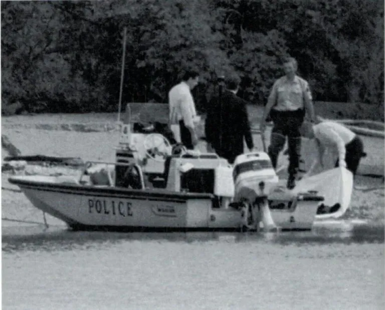 روز پیدا شدن جسد ویلیام کلبی