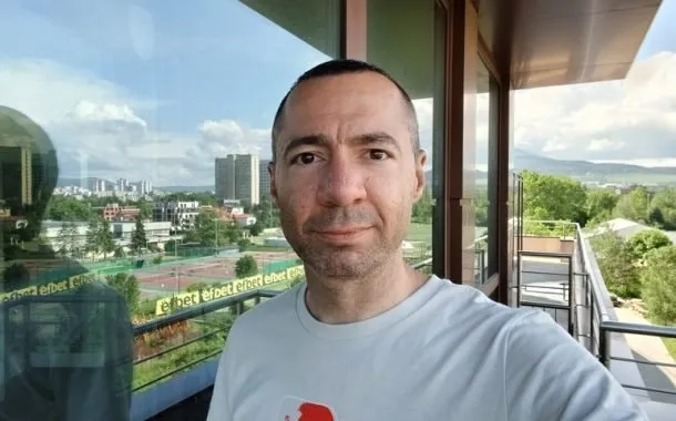 گلکسی A24 پوکو M5s