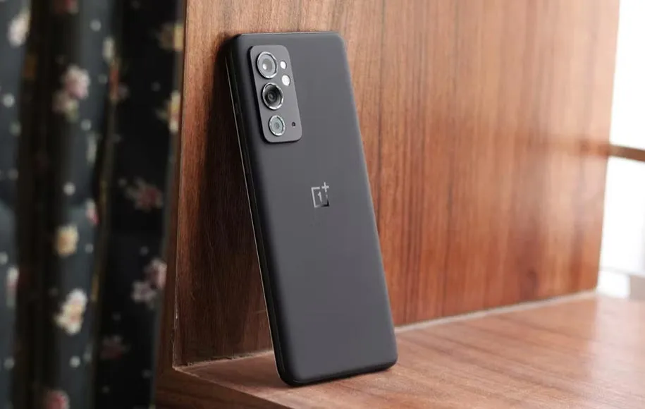 طراحی گوشی‌های هوشمند