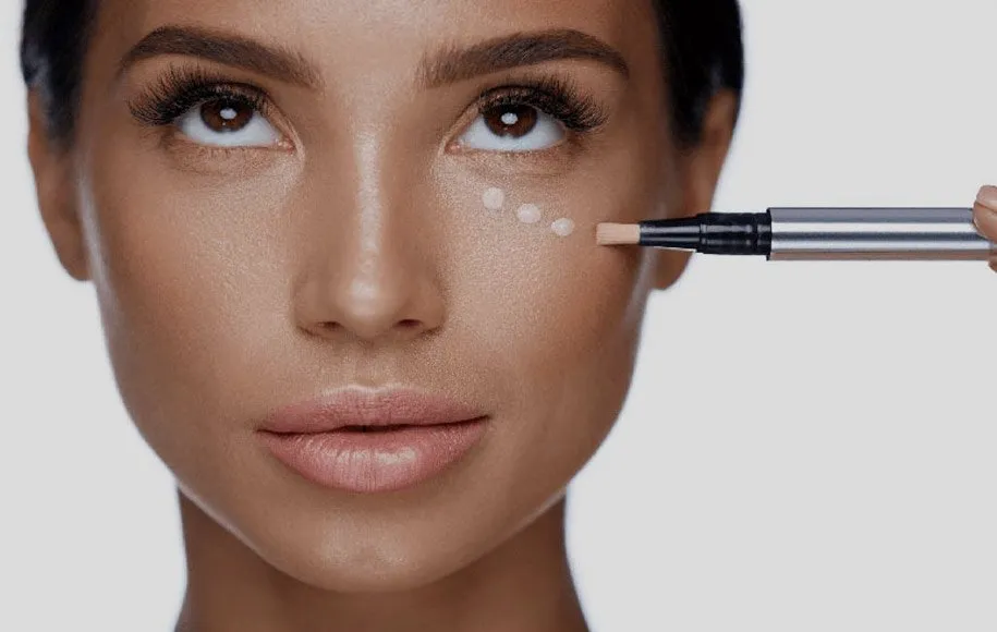 استفاده از کانسیلر برای درشت کردن چشم با آرایش