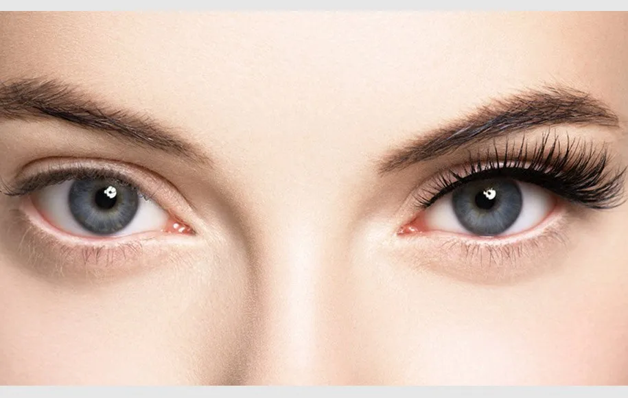 کاشت مژه برای درشت کردن چشم با آرایش