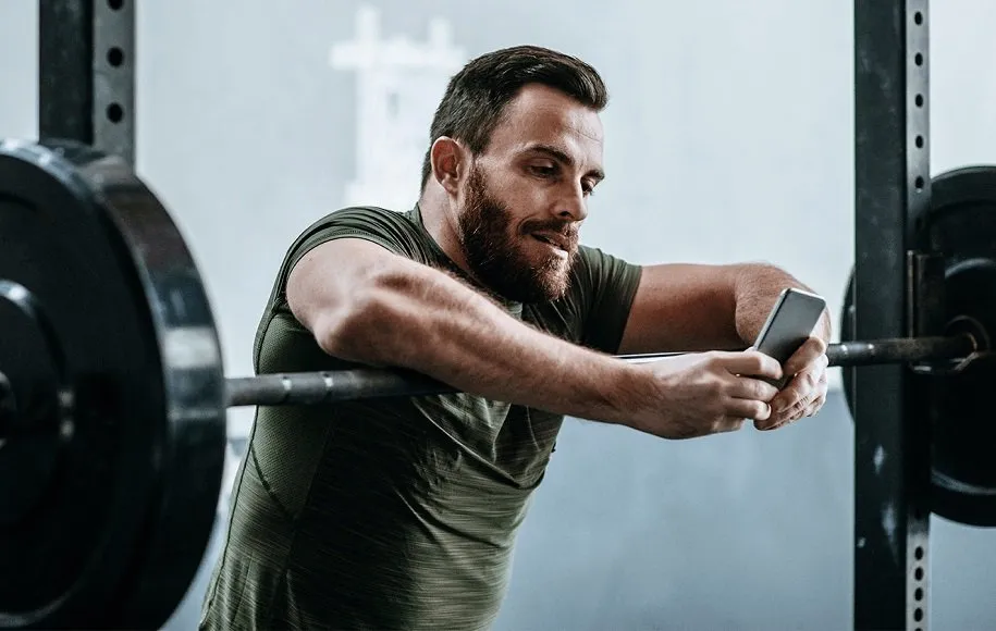 17 اشتباهی که باعث می‌شوند از جلسه‌ی ورزشی خود نتیجه نگیرید