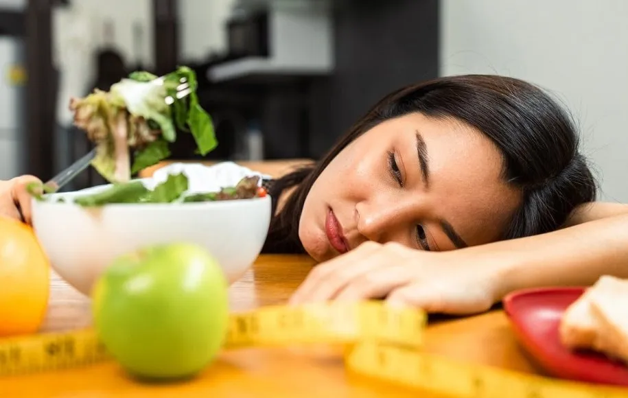 چه اشتباهاتی جلوی پیشرفت و بهبود تناسب اندامتان را می‌گیرند؟