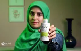 بررسی کرم مرطوب کننده سیمپل مدل light