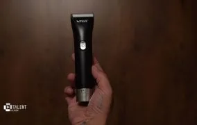 بررسی ماشین اصلاح موی سر و صورت وی جی ار مدل V-185