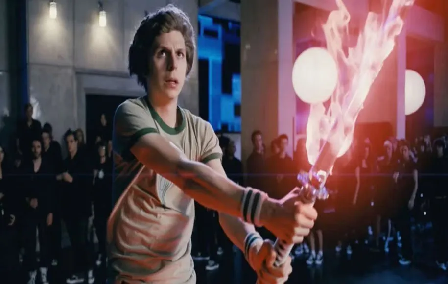 رفتاری که اسکات در این فیلم از خود نشان می‌دهد از روی اعصاب‌ترین خصوصیات قهرمانان فیلم‌های اکشن است