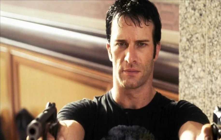 مجازاتگر یکی از فیلم‌های اکشن استودیوی مارول است که فضای تاریک و پرزدوخورد آن بسیار جذاب از کار درآمده 