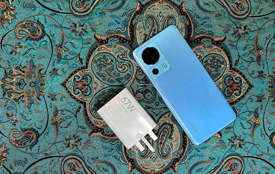 باتری و شارژر شیائومی ۱۳ لایت