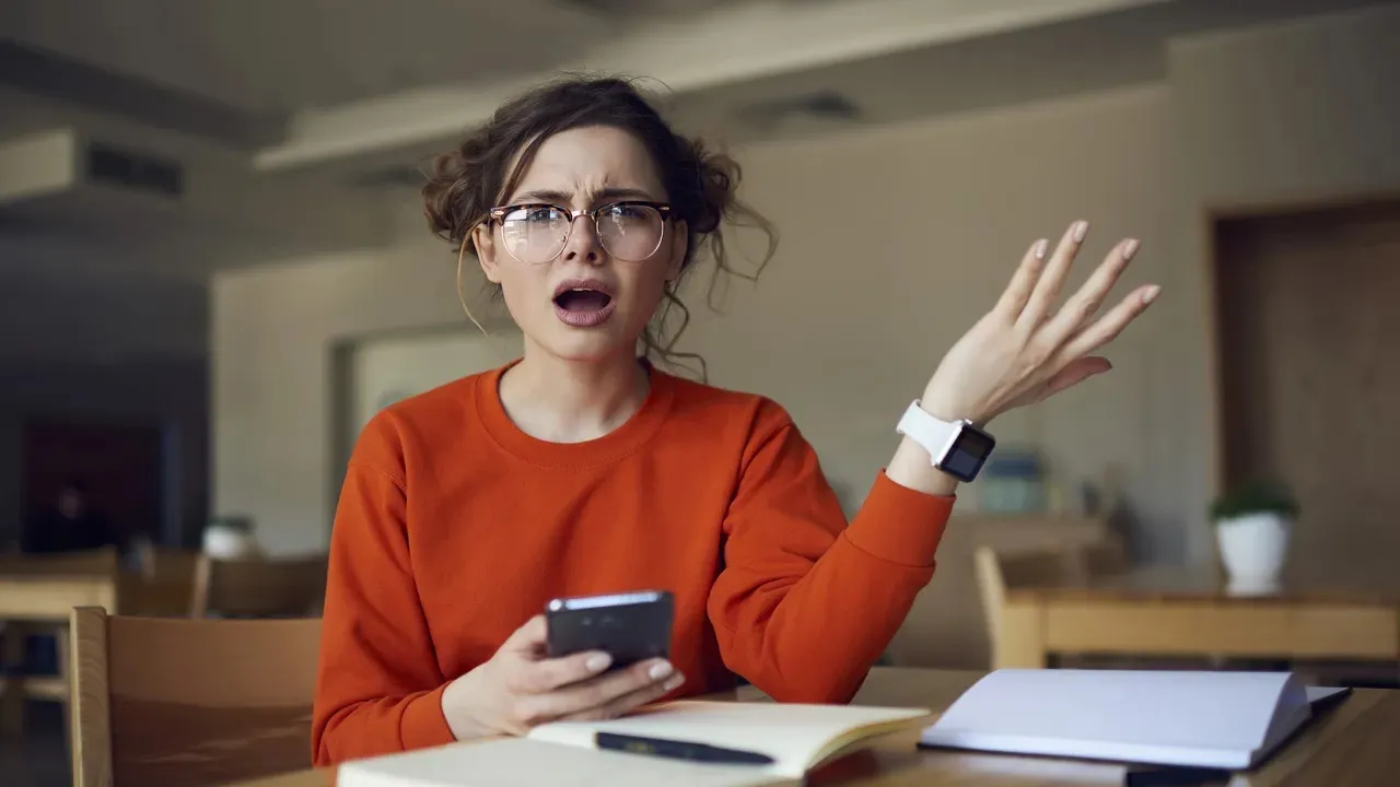 گوشی اهداف تبلیغاتی