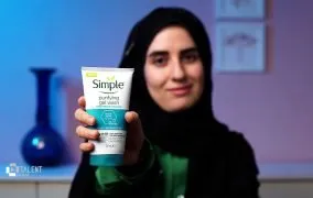 بررسی ژل شست‌وشوی صورت سیمپل مدل Hazel Zinc