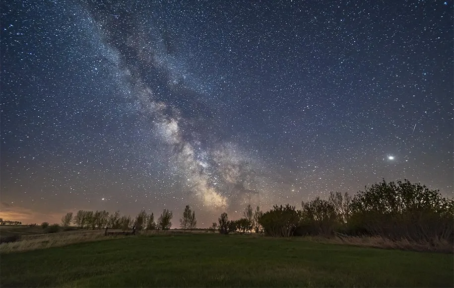 آسمان شب مرداد Credit: VW PICS/UNIVERSAL IMAGES GROUP VIA GETTY IMAGES