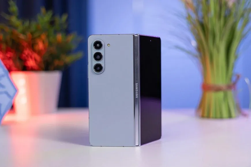 قیمت گلکسی زد فولد 5