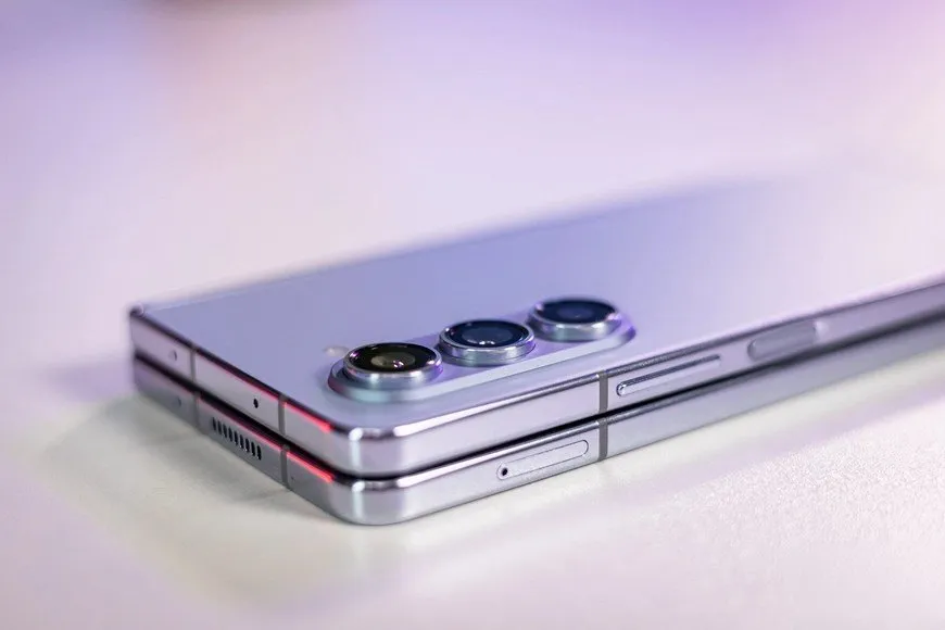 گلکسی زد فولد 3 ۵ جی