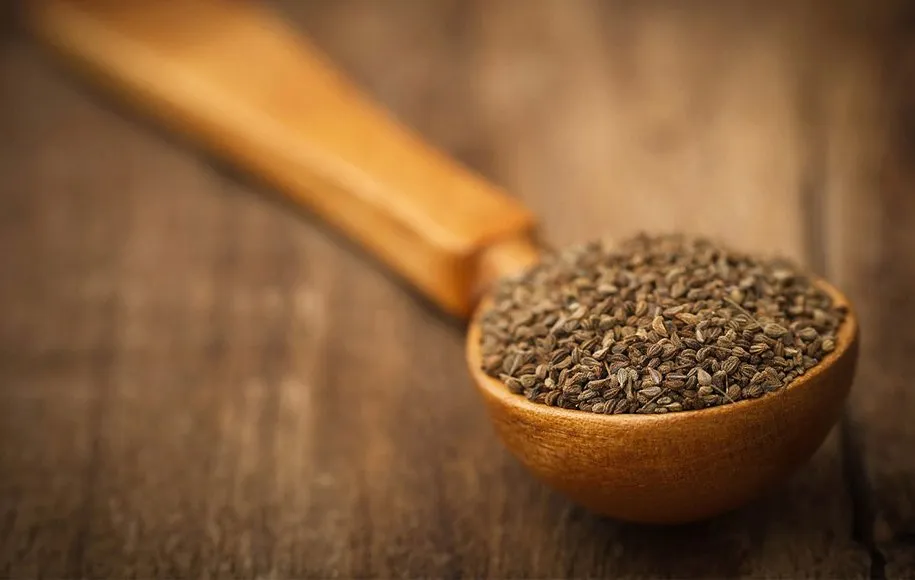 خواص عرق زنیان برای چاق شدن