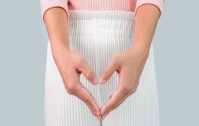 انواع ترشحات واژينال در دوران بارداری و معنای آن‌ها
