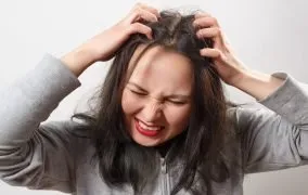 خشکی پوست سر