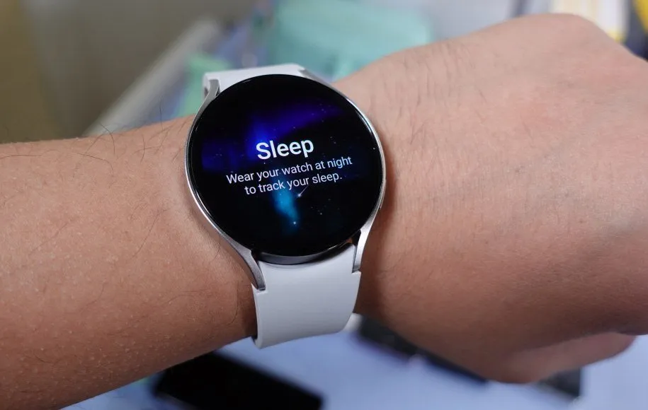 مقایسه باتری گلکسی واچ 6 و گلکسی واچ 4 