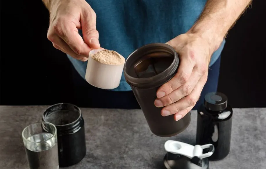 مکمل پروتئین