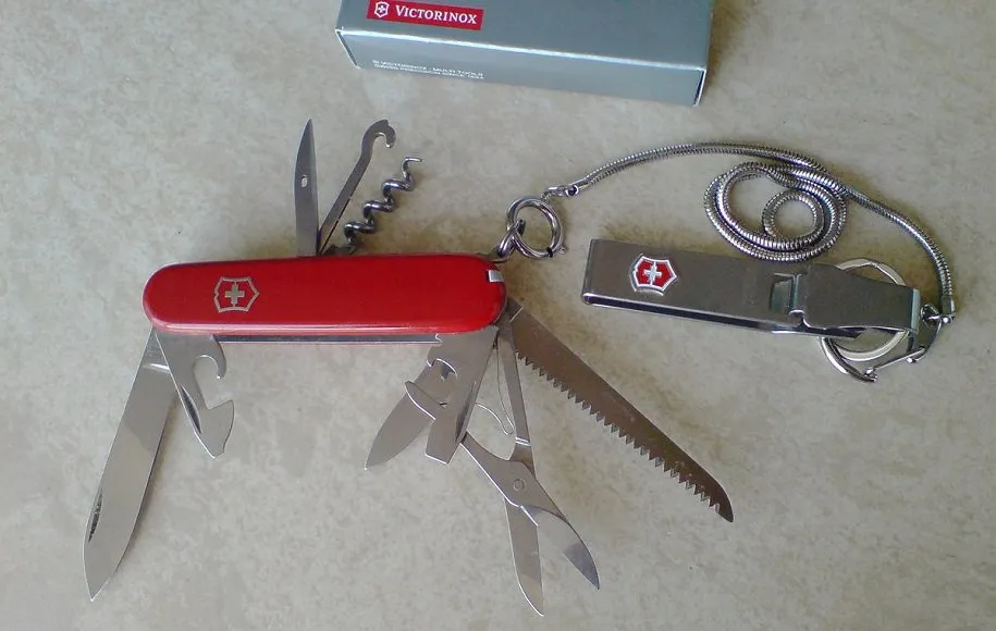 چاقوی چند کاره آمریکایی