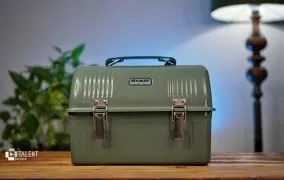بررسی ظرف حمل غذای استنلی مدل Lunch Box