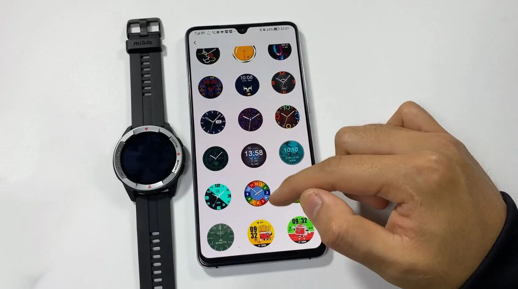 هایلو RT2 در مقابل میبرو X1