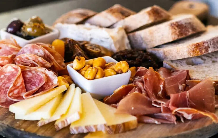 تیرامین در غذا