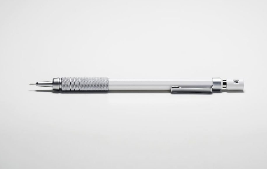 مداد اتود یکی از اقتصادی‌ترین انتخاب‌ها میان انواع مداد است