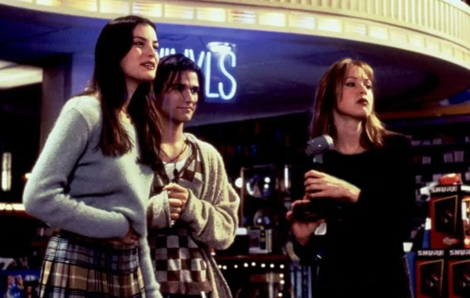 داستان چند جوان عاشق موسیقی در دههی 90 که برای محافظت از عشقشان مبارزه میکنند