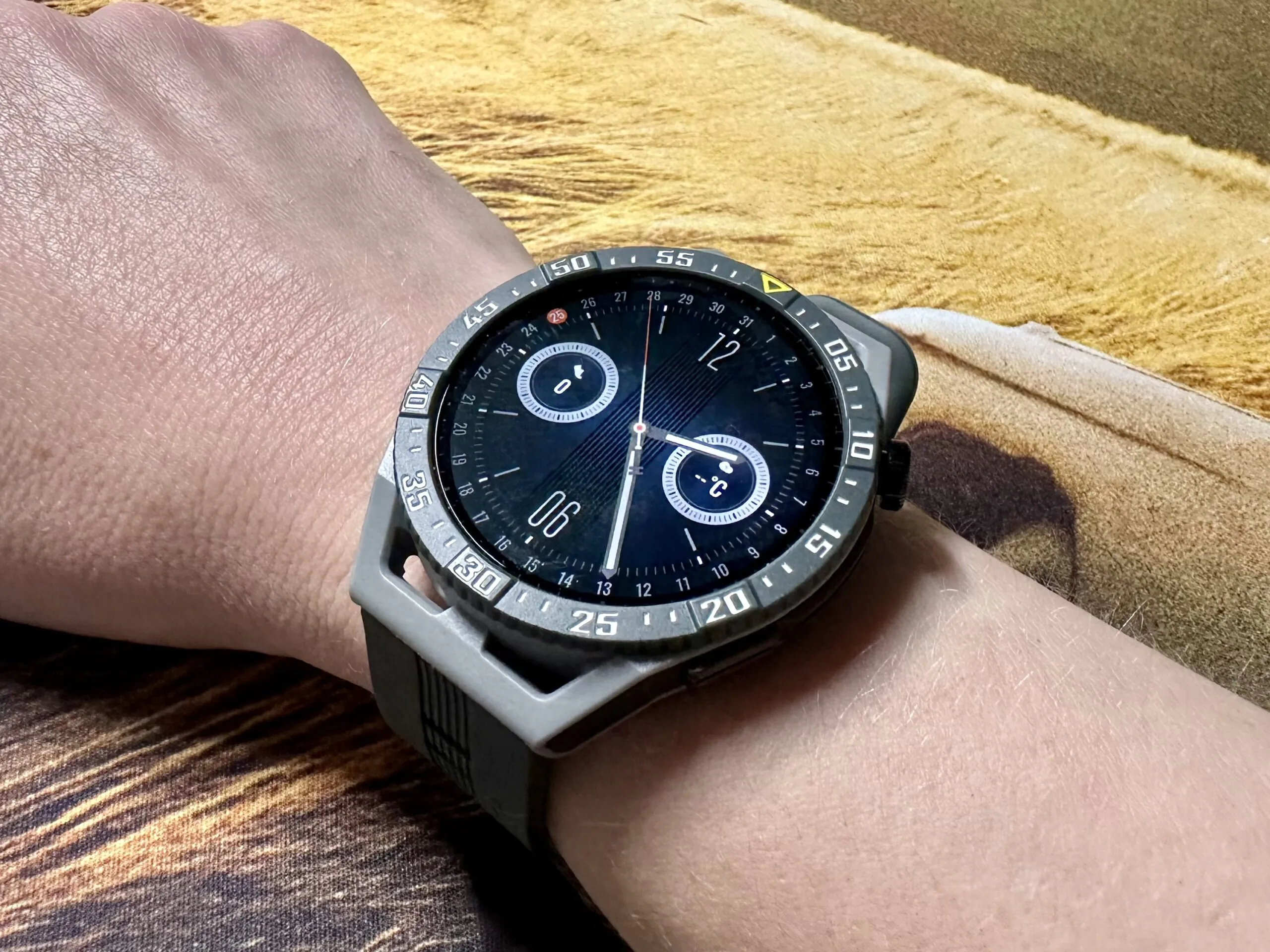 Huawei Vs Honor Watch 4